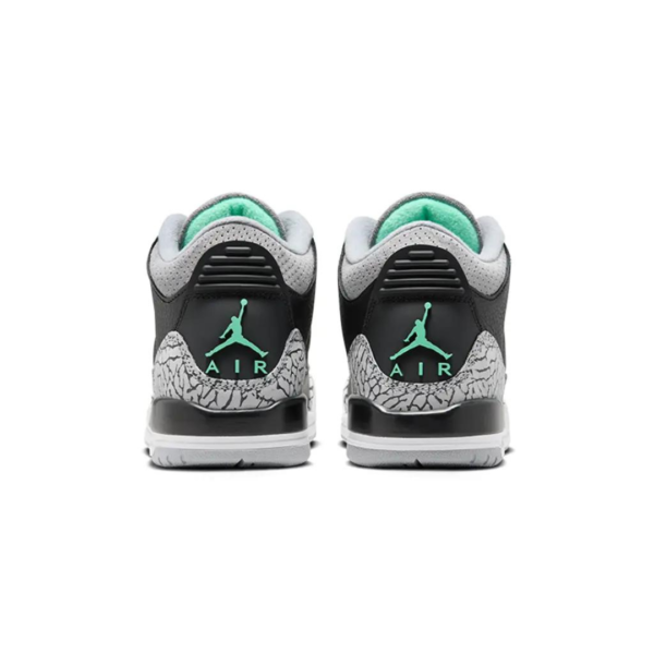 Air Jordan 3 Green Glow - Image 3