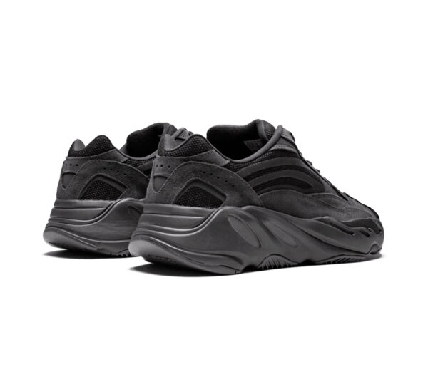 Yeezy Boost 700 Vanta - Image 3